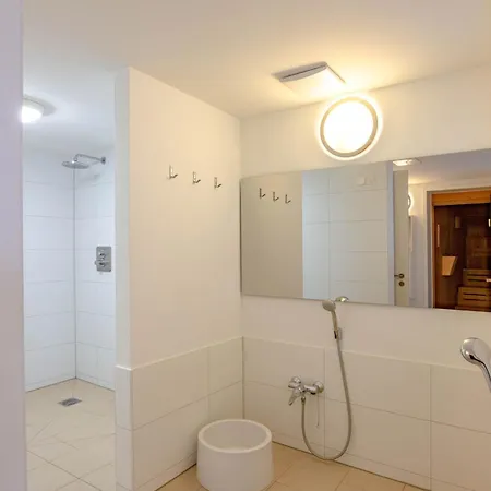 Apartment Schloss Am 8 *